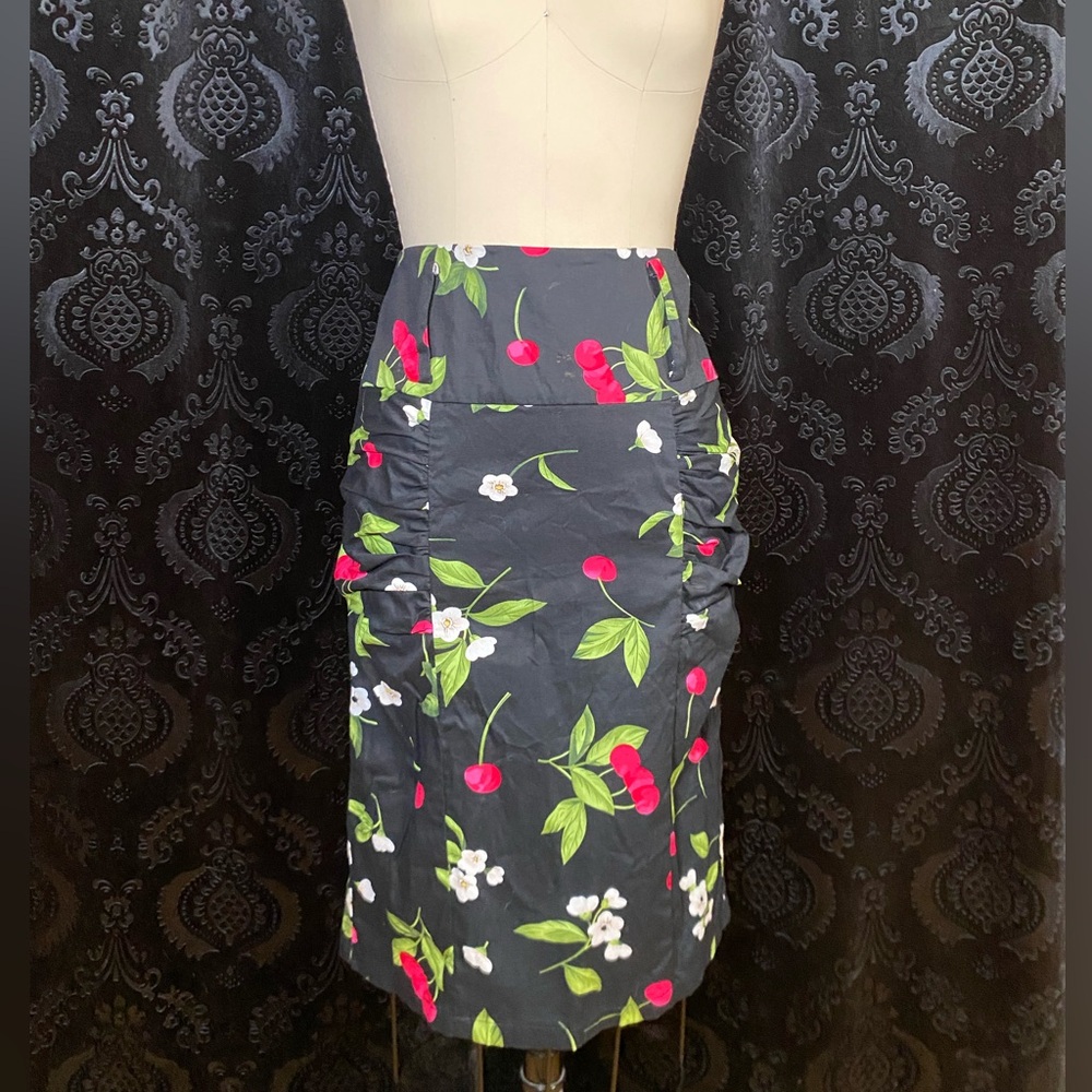 Floral Cherry Print Skirt - Black